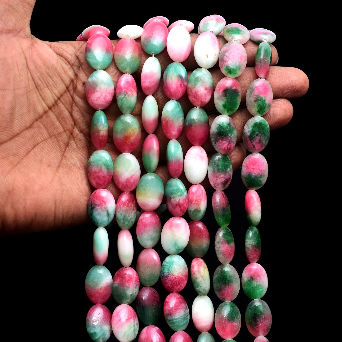 Kamal Gems | Green-Red Oval-Shaped Onyx Beads, 15"